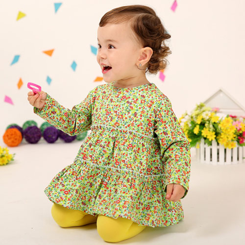 棉果果裙式圓領碎花上衣綠色