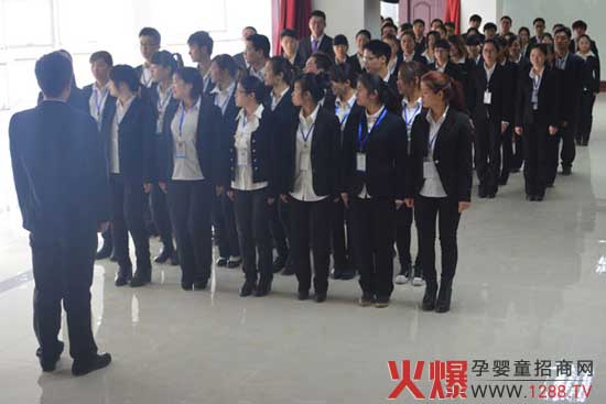 火爆,讓我們一起放飛夢(mèng)想