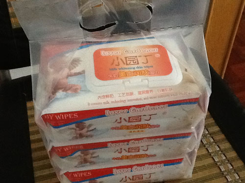 小園丁牛奶美白潤膚濕巾80片蓋3連包