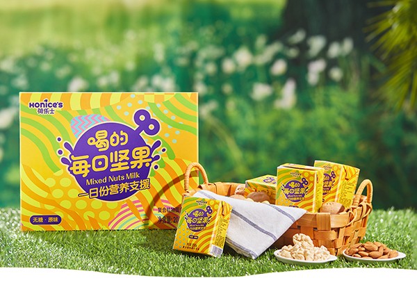 荷樂士堅(jiān)果植物奶