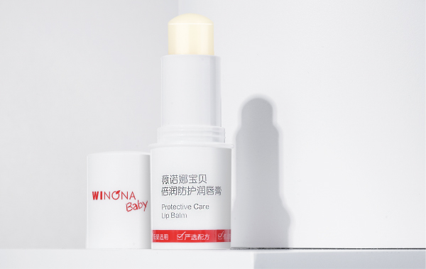 薇諾娜寶貝倍潤防護(hù)潤唇膏.jpg 薇諾娜寶貝倍潤防護(hù)潤唇膏.jpg