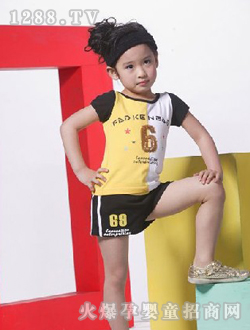 FKB�Sɫ�\(y��n)��Ů�b