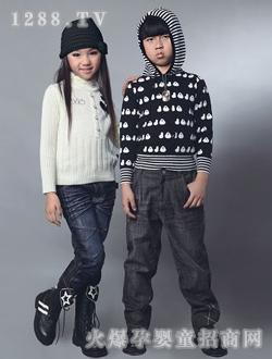 JOJO�r����Ůͯ�b