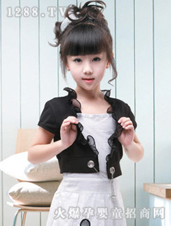 �옷(l��)6+1�r(sh��)��Ůͯ�ڰ����b